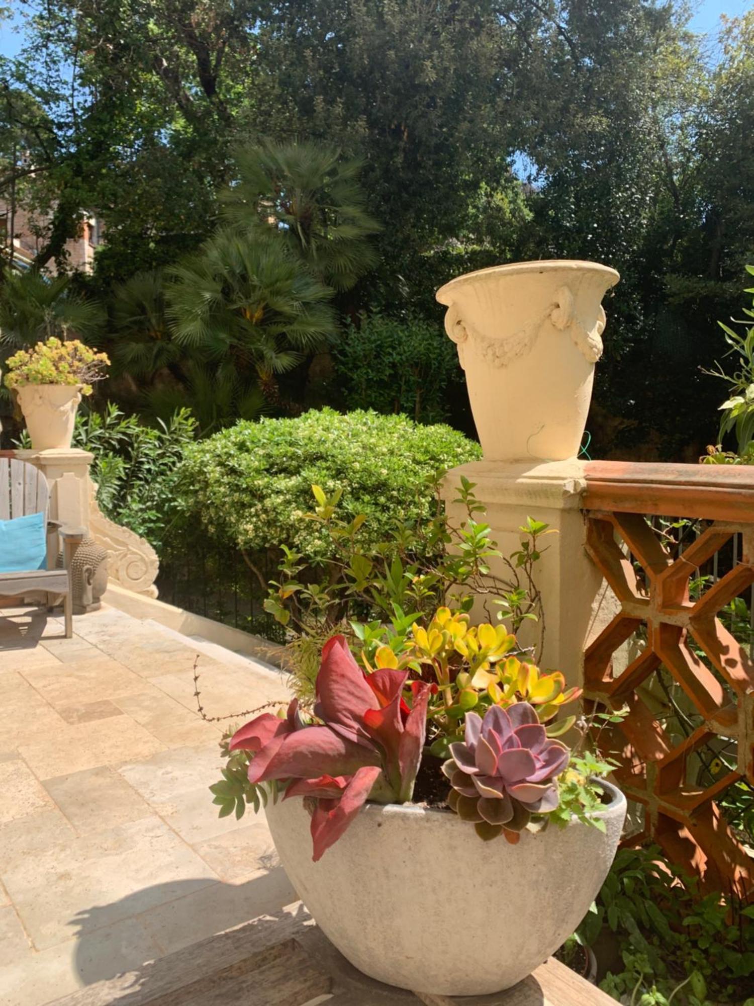 Valbois Bed & Breakfast Cannes